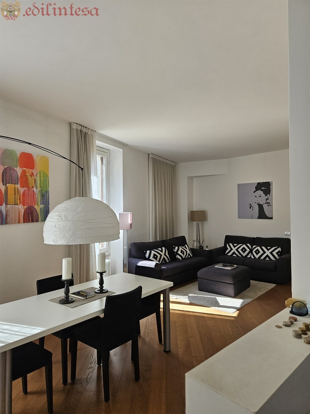 STUPENDO APPARTAMENTO PIAZZA DUOMO IN MONZA CON POSTO AUTO COPERTO